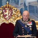 9. oktober: Kong Harald foretar den høytidelige åpningen av det 162. Storting. Dronning sonja og Kronprins Haakon er også til stede. Foto: Vidar Ruud, NTB scanpix